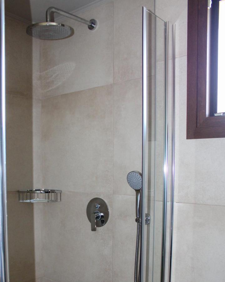 Agali Supreme Hospitality And Comfort אפיטוס מראה חיצוני תמונה